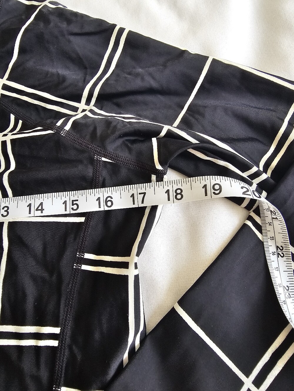 Athleta North Point Rashguard - Picture 4 of 5